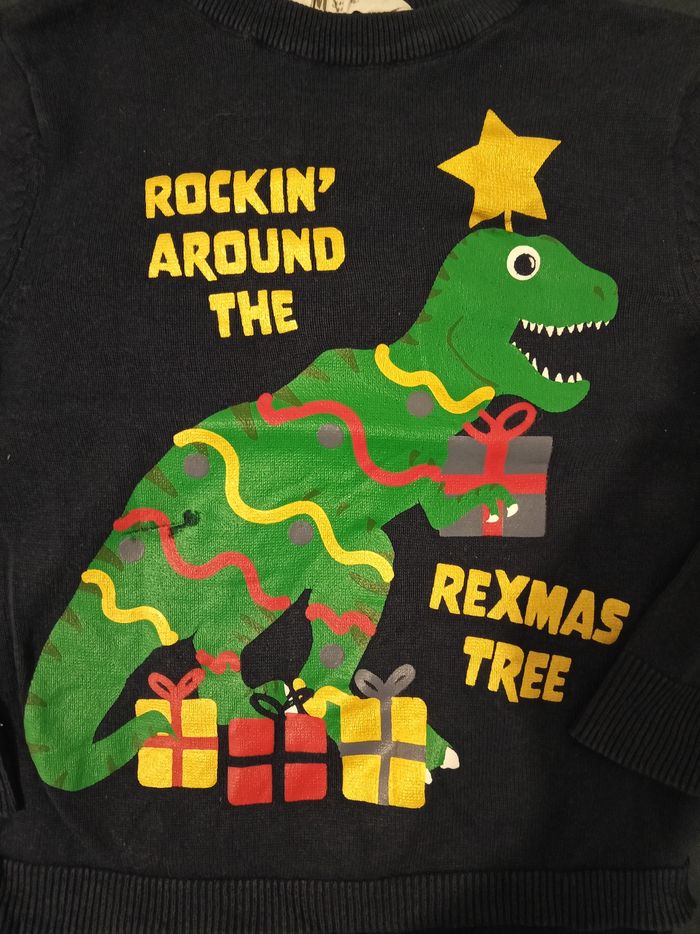 Pull "dinosaure" _ T.4/6 ans - photo numéro 3