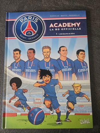 Bande dessinée paris Saint germain academy tome 1