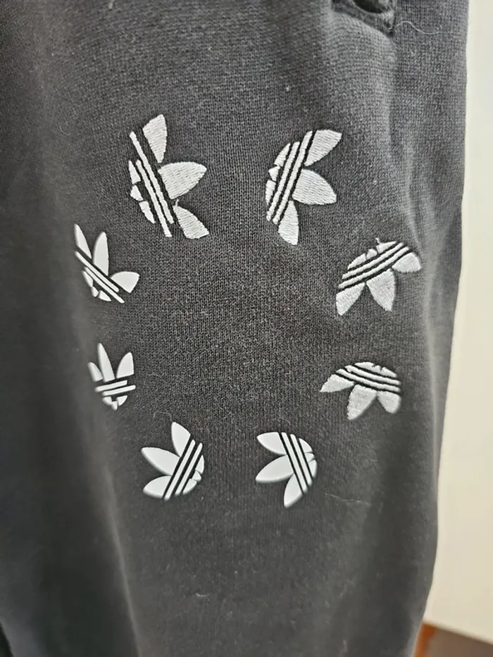 Jogging Adidas taille S - photo numéro 10