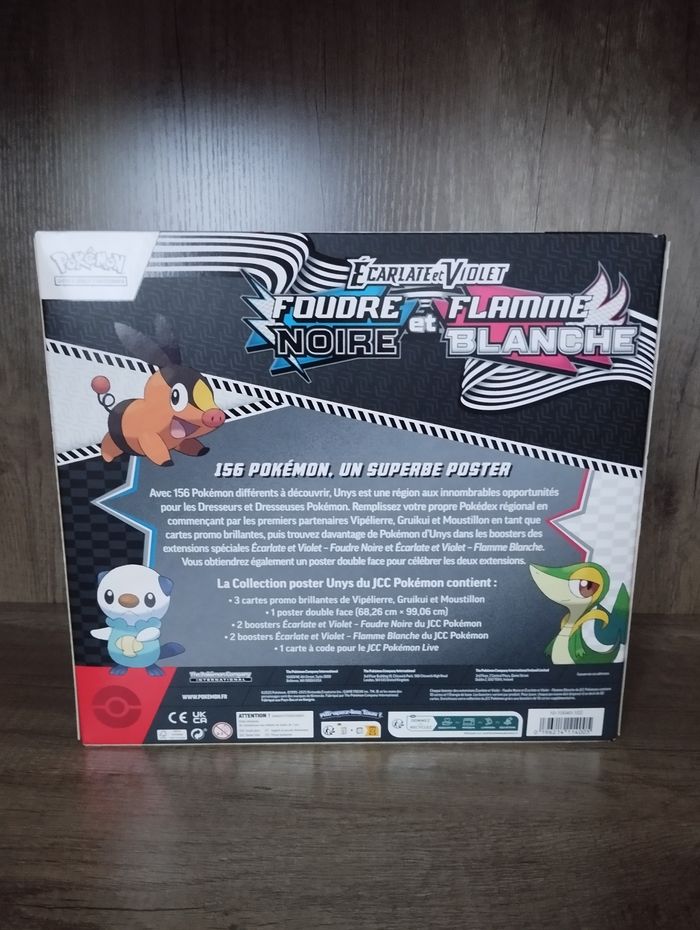 Pokémon collection poster foudre noire et flamme Blanche - photo numéro 2