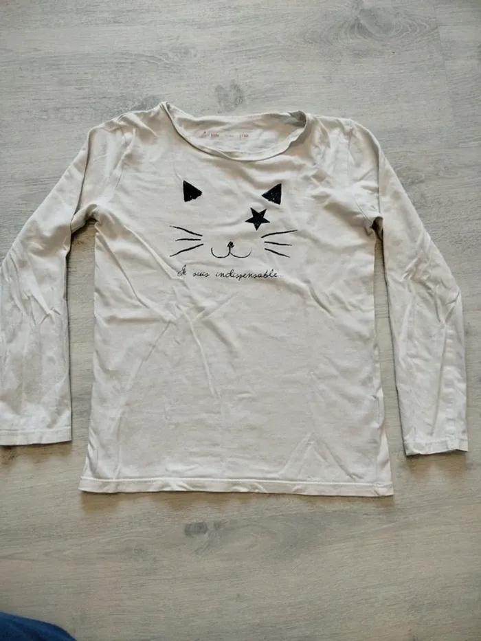 T-shirt je suis indispensable Gémo 10 ans