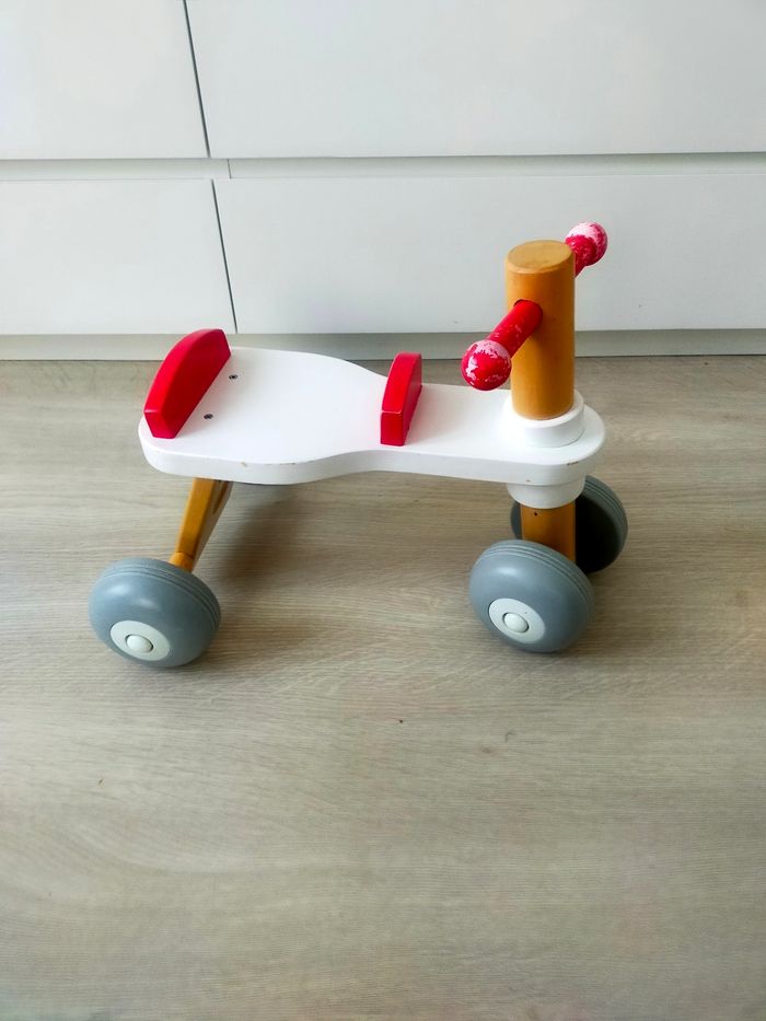 Vélo en bois - photo numéro 2