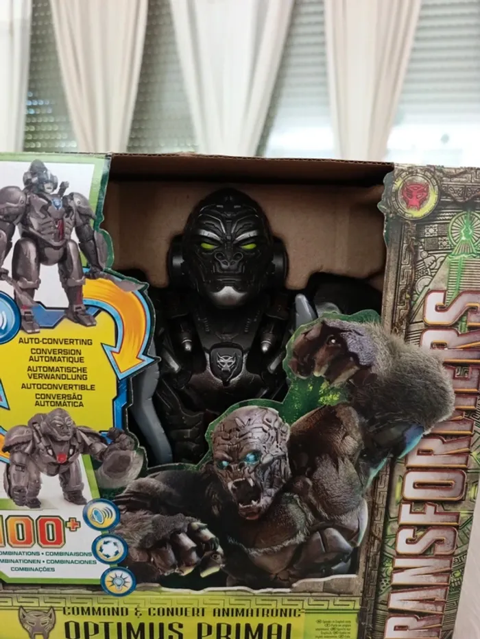 Transformers Optimus primal animatronique - photo numéro 2