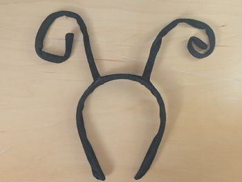 Serre tête abeille déguisement fille