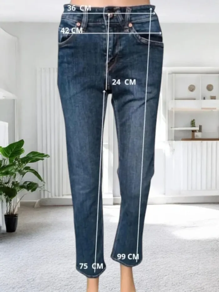 Jean Volcom ,coupe straight ,taille mi-haute ,texture stretch - photo numéro 11