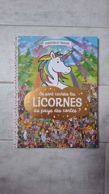 Livre cherche et trouve