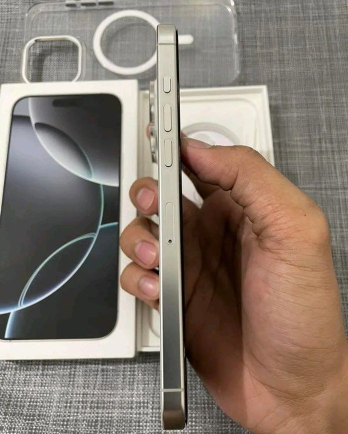 I p h o n e - photo numéro 6