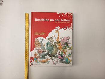 Livre bestiole un peu folle