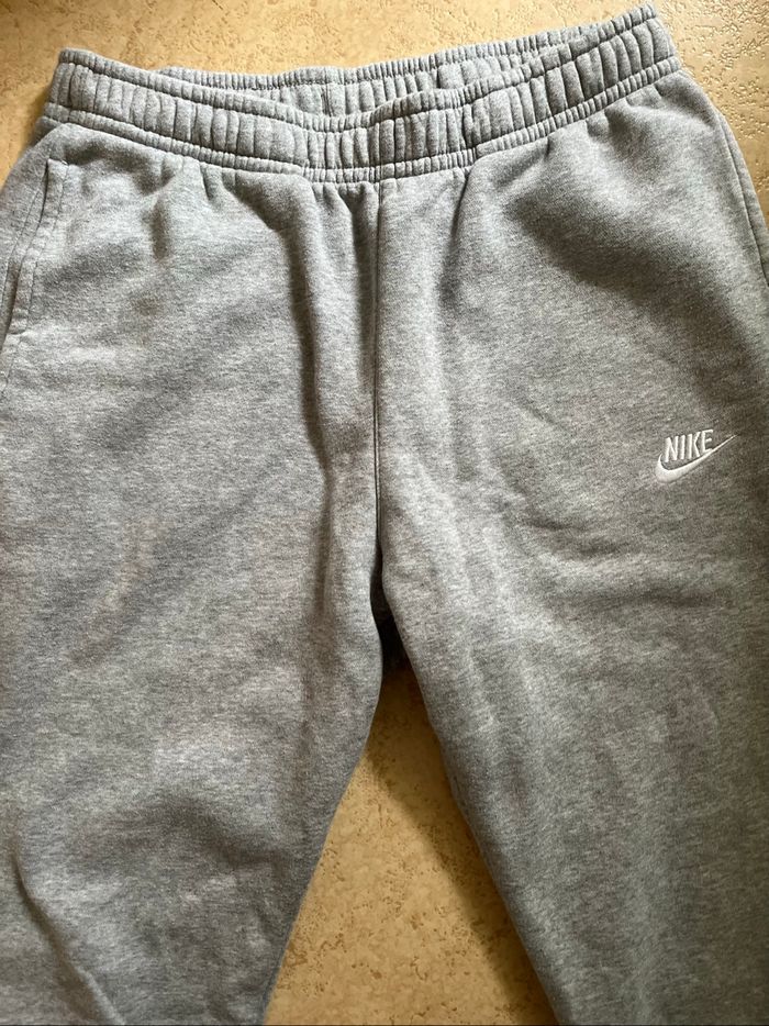 Jogging Nike - photo numéro 4