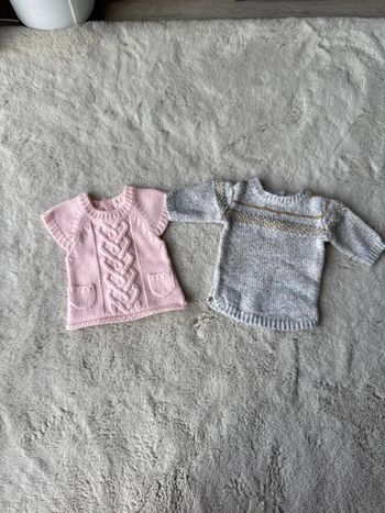 👚 lot 2 pulls hiver  - bébé fille - 1 mois - kitchoun - très bon état