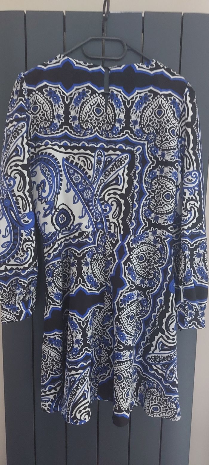 Robe courte - photo numéro 4