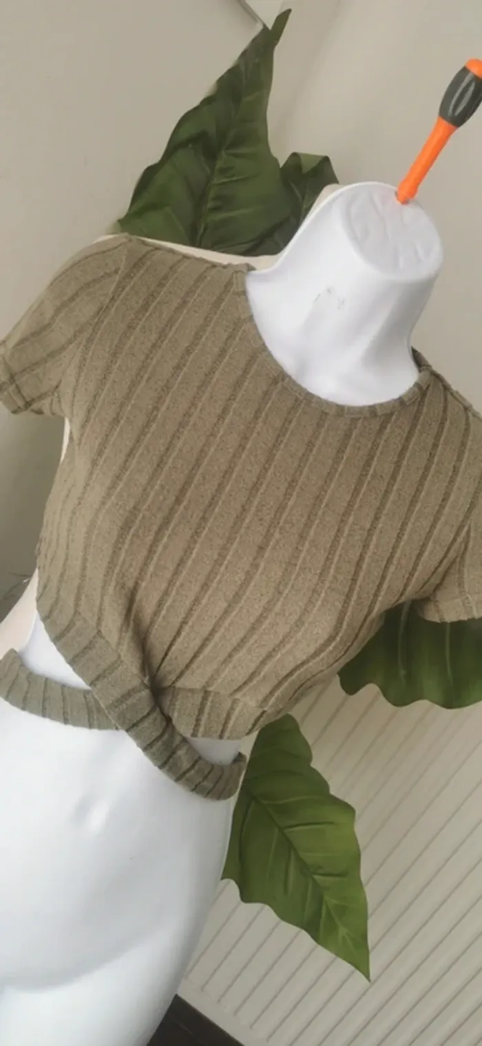 Crop top T11/12ans