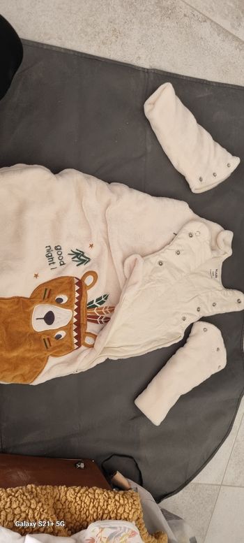 1 lot de turbulette  0-6mois