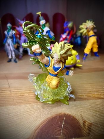 Figurine dragon ball gashapon capsule imagination Goku ssj3