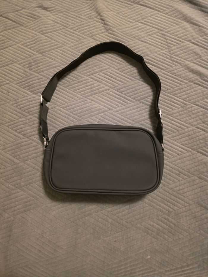 Sac à bandoulière Lacoste - photo numéro 5