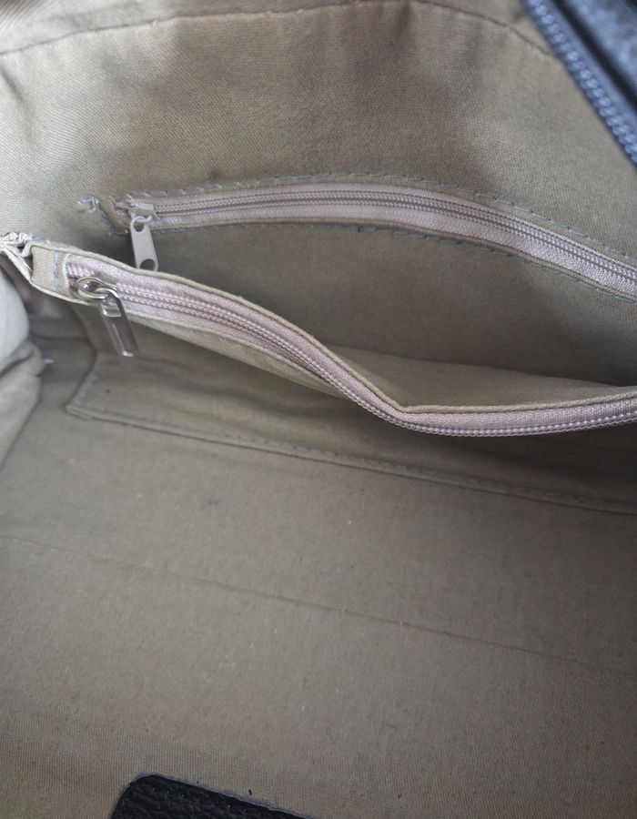 Sac a main noir avec bandoulière avec petit nœud - photo numéro 8