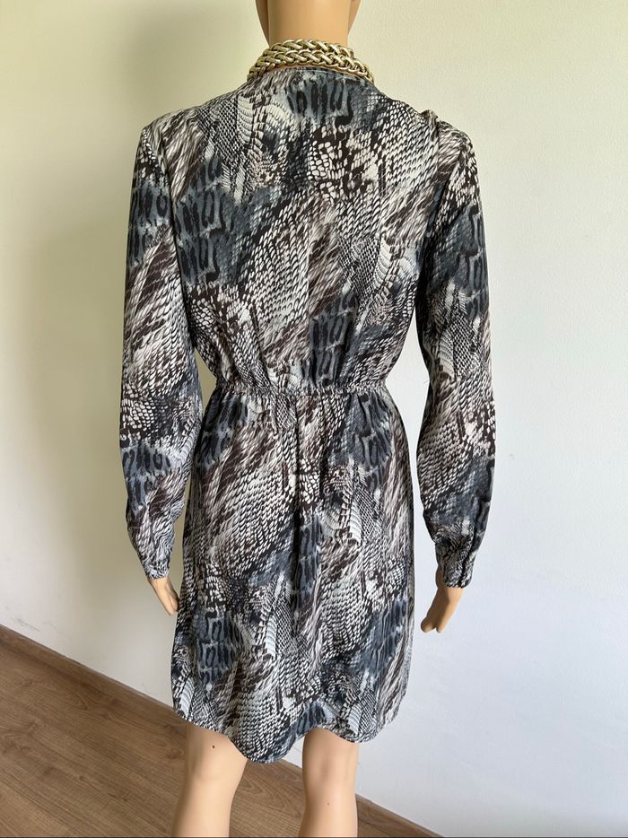 Robe imprimée à manches longues La City taille 38 comme neuve - photo numéro 5
