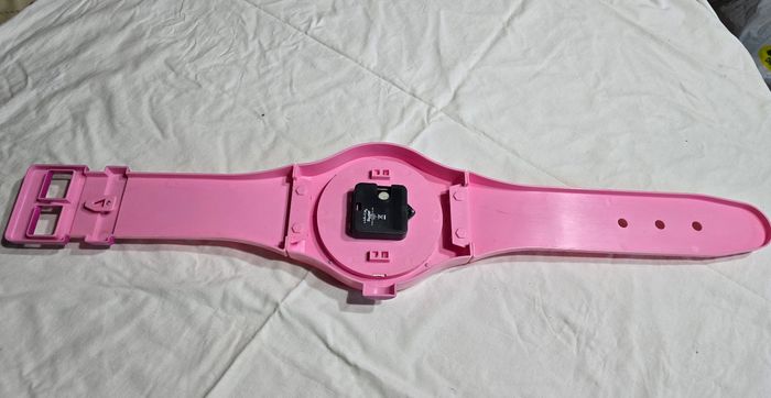 Montre Mural Hello Kitty - photo numéro 4