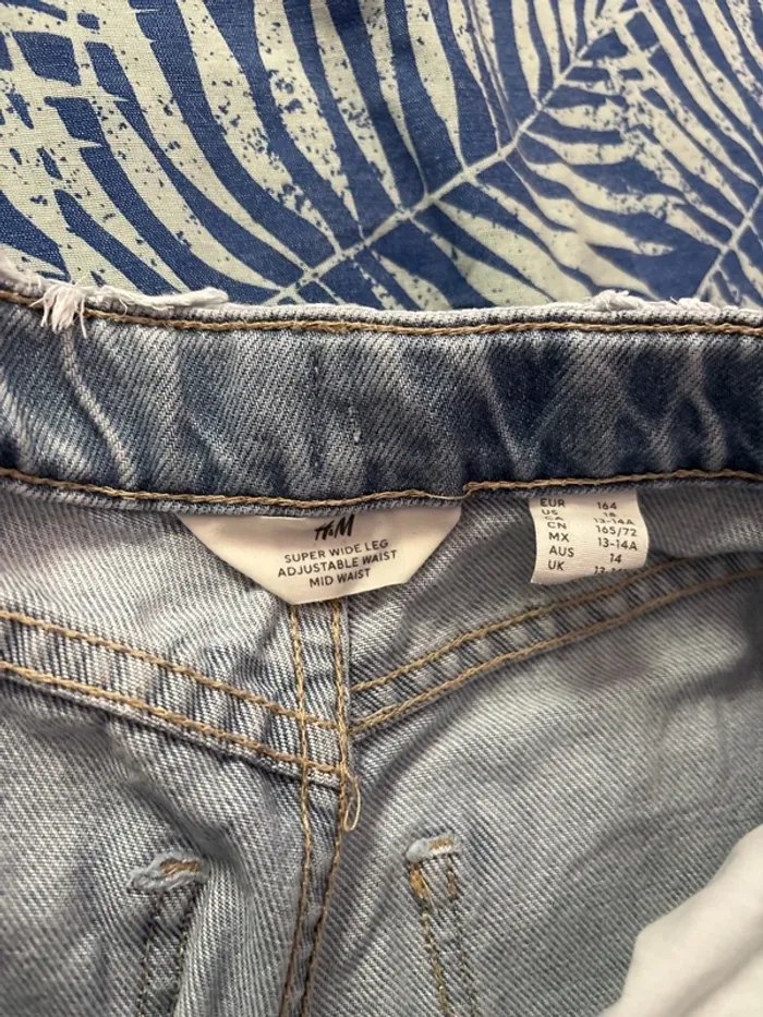 Vends jean fille - photo numéro 2