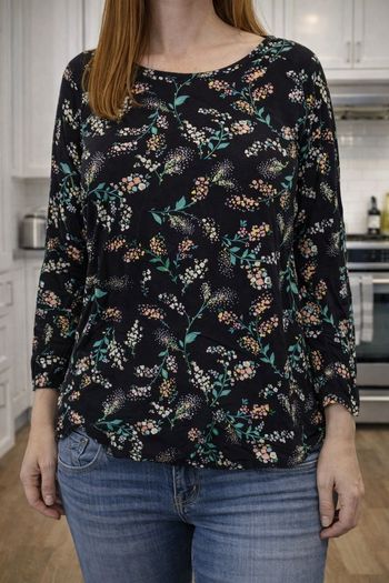 T-shirt Haut Top manche longue femme col rond Noir fleuri Taille 36 (F020)