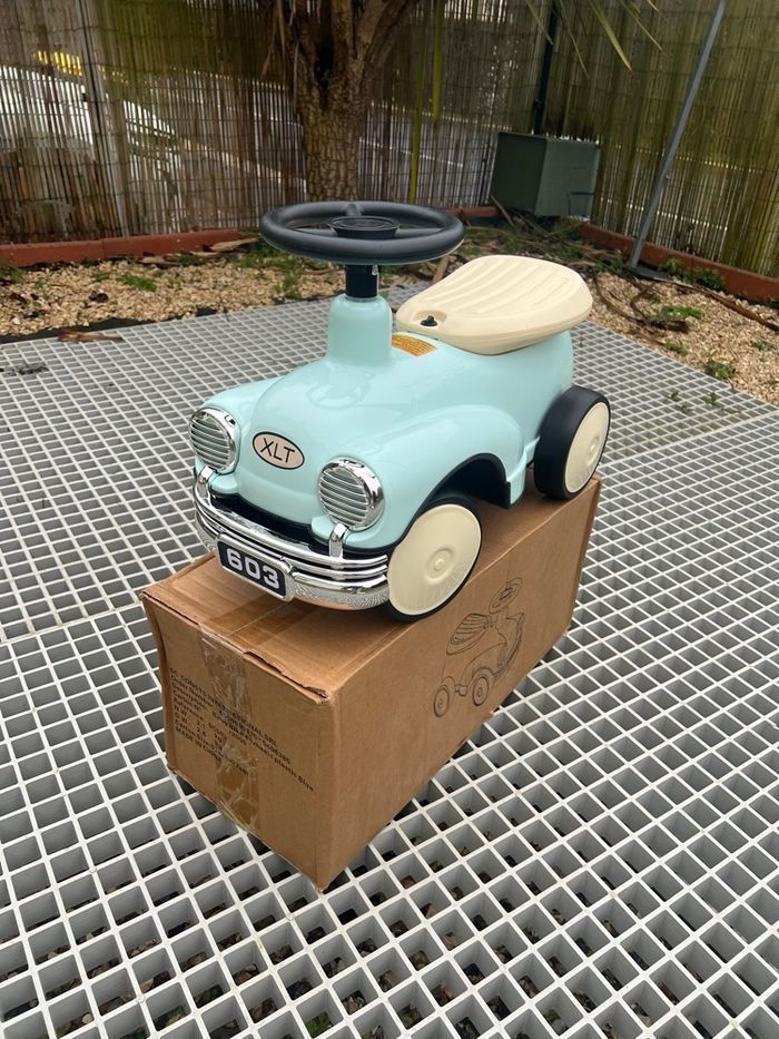 Voiture porteur enfant de 2 à 7 ans - photo numéro 3