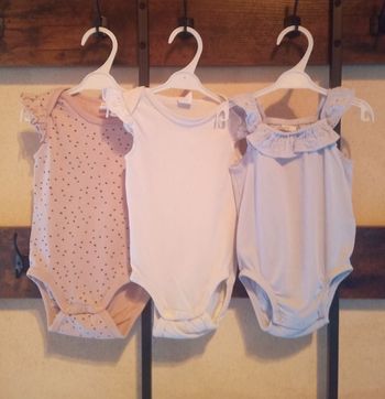 Lots de 3 bodies 9-12 Mois