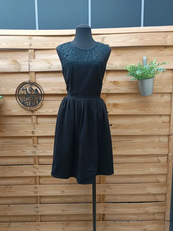 Superbe robe taille 3