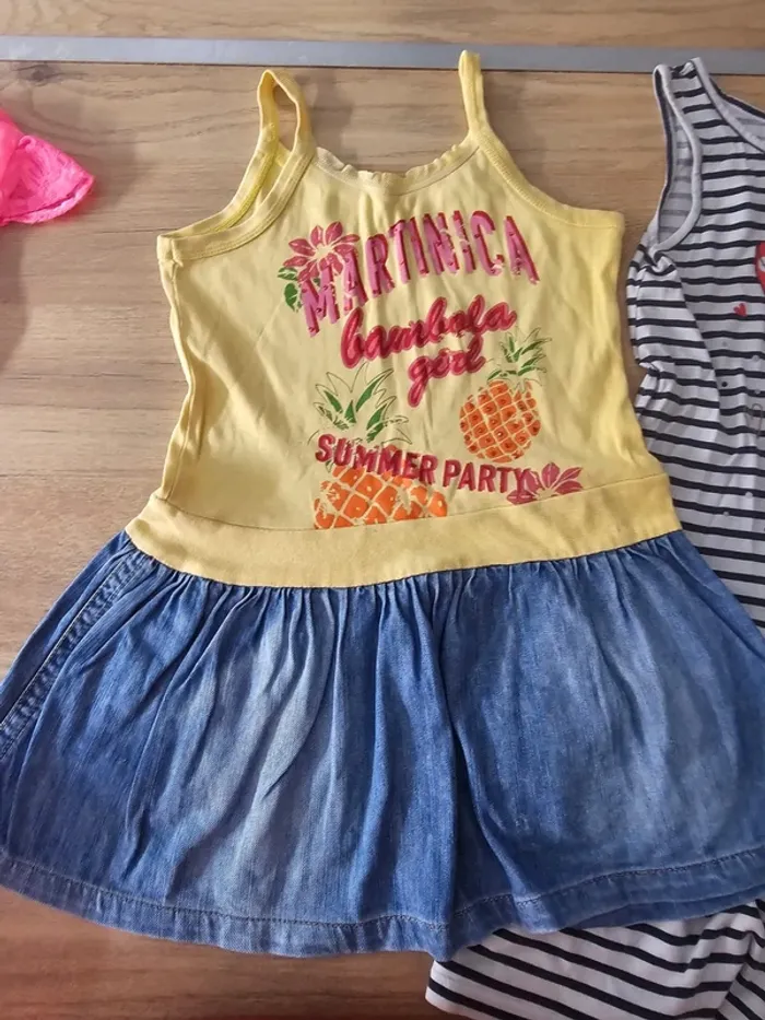 Lot de 2 robes 👗+ 1 gratuit fille 6 ans - photo numéro 5