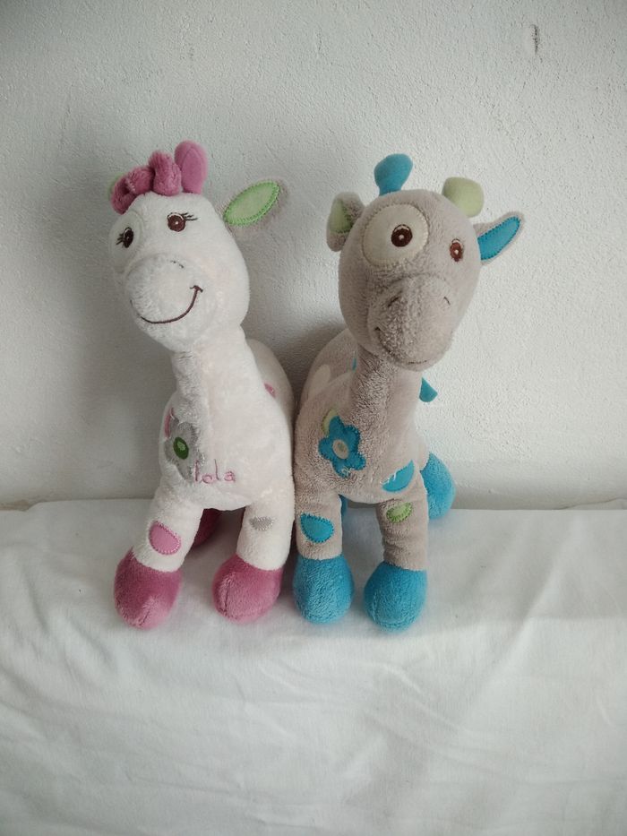 peluche girafe arthur et lola