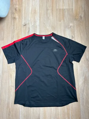 T-shirt noir kalenji