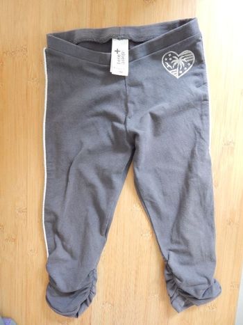 pantacourt fille 134cm (9 ans)