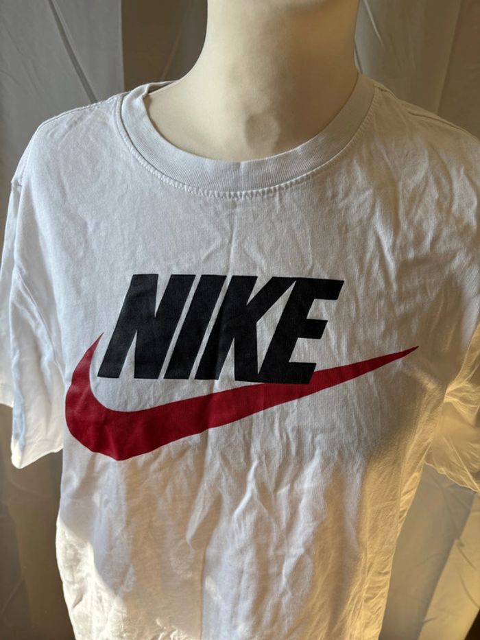 TEE shirt Nike - photo numéro 2