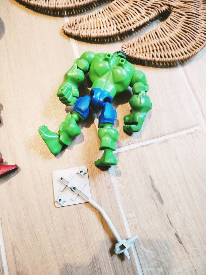 💫Lot de 2 figurines super hero mashers Iron man Hotshot hotroad et Hulk - photo numéro 3