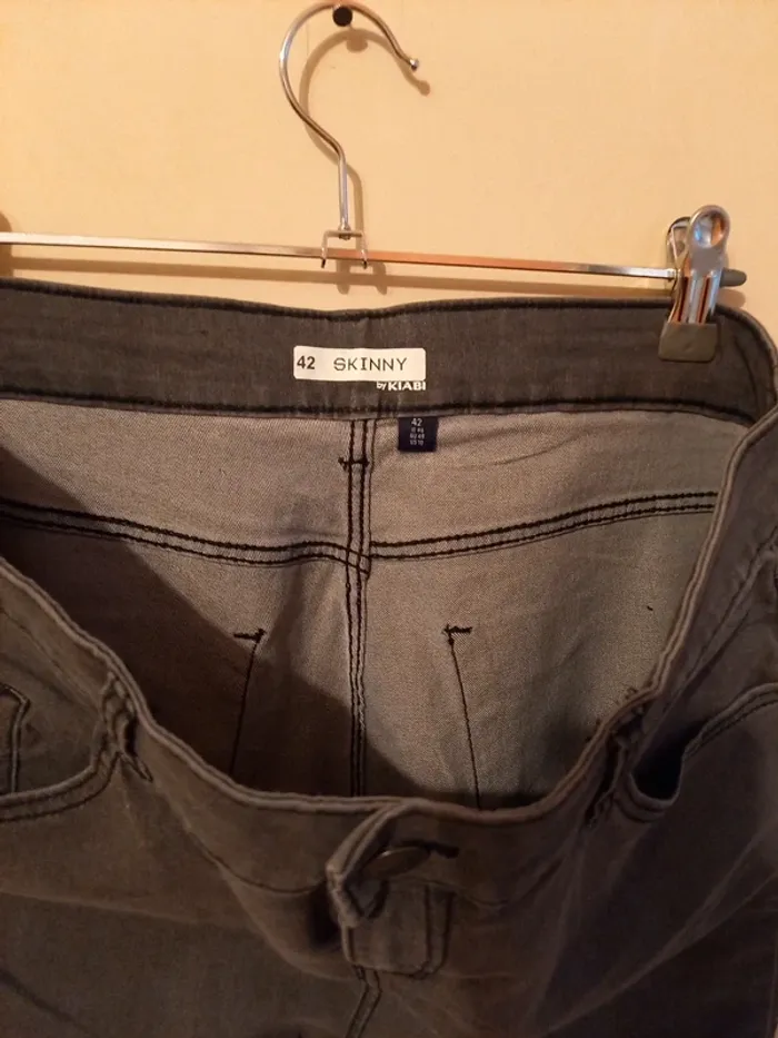 Pantalon - photo numéro 2