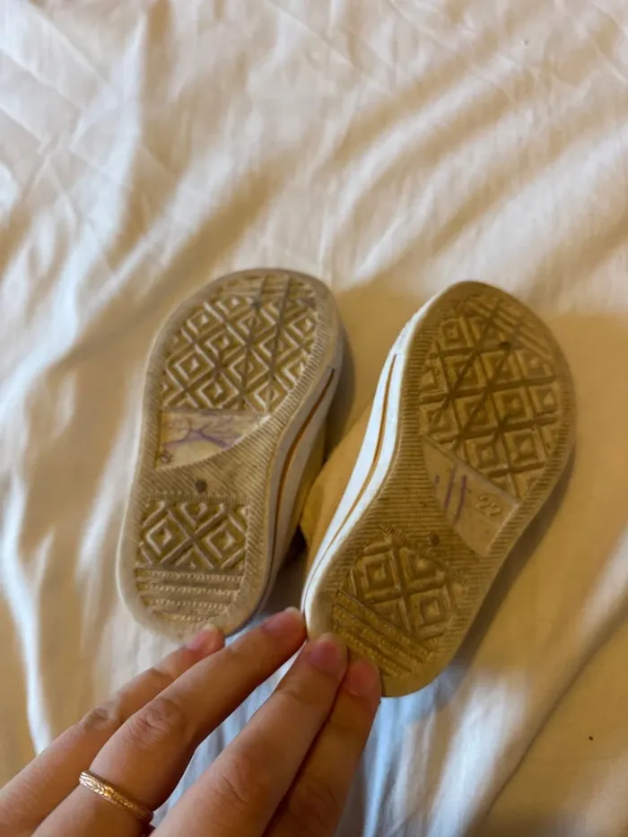 Baskets mixte – Winnie l’Ourson – taille 22 - photo numéro 3