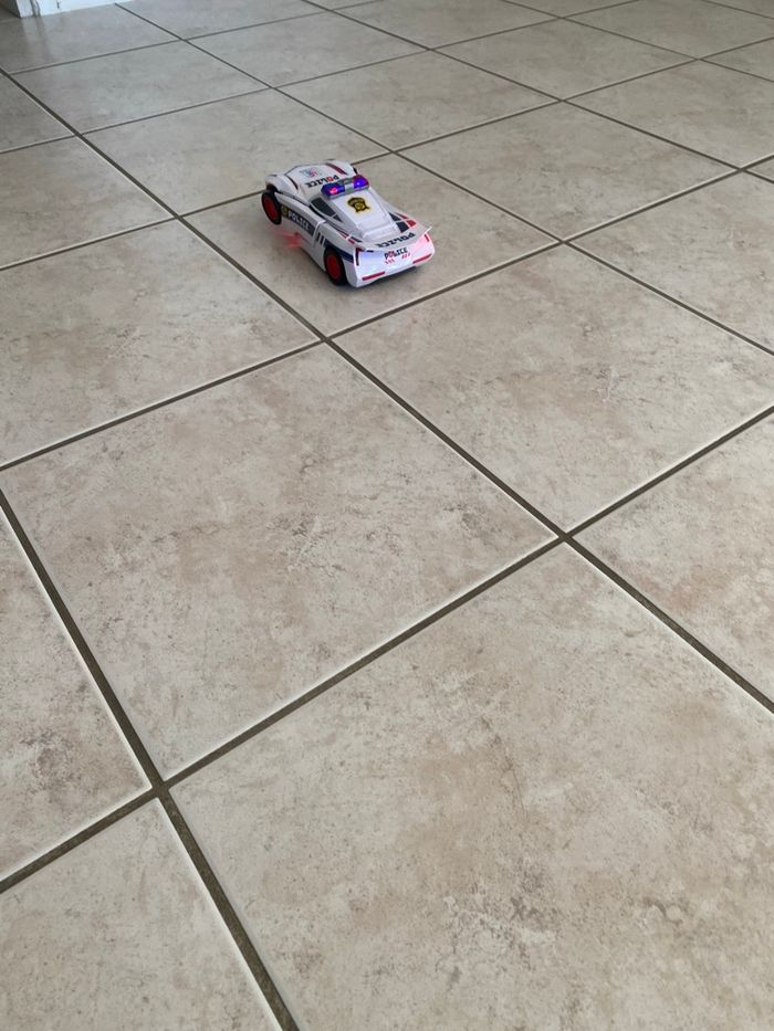 Voiture police robot ce déplie avec musique - photo numéro 3