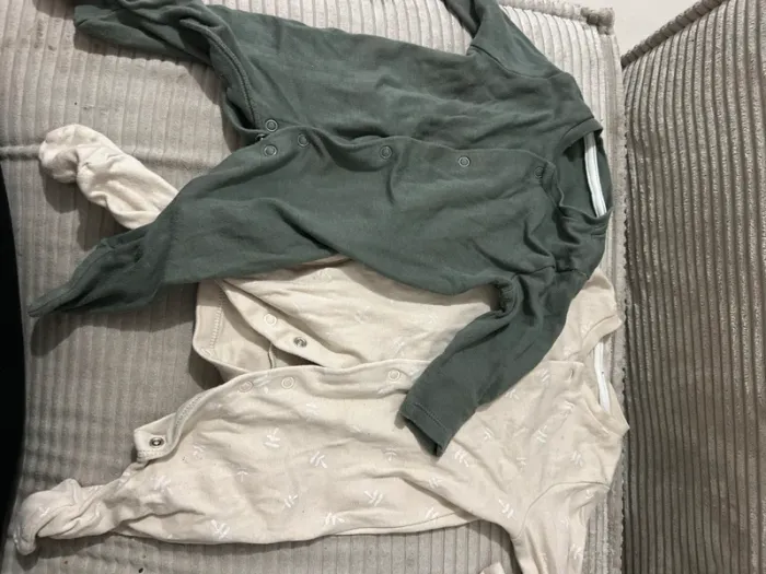 Lot de 2 pyjamas cotons + 2 bodies 3 mois - photo numéro 6