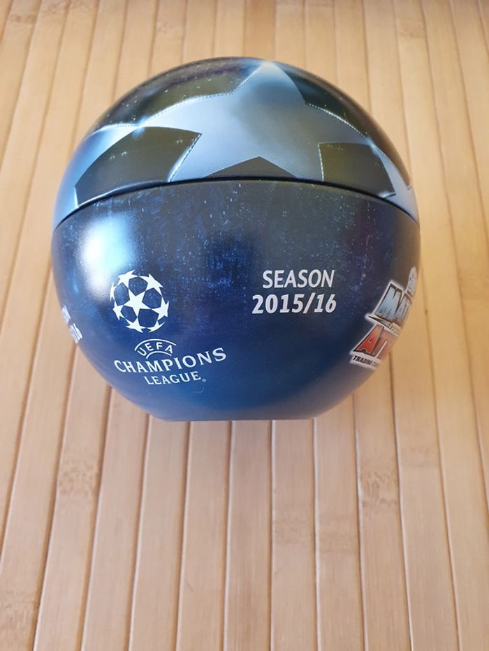 Boîte métal Topps "UEFA CL 2015/2016" Forme boule - photo numéro 6