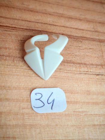 Playmobil vintage col blanc pointu