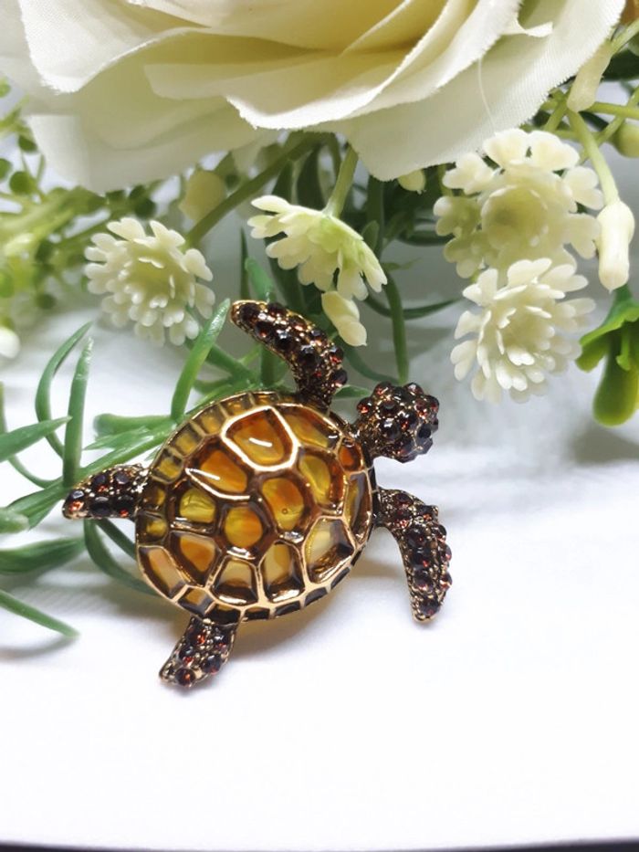 Très belle broche et pondatif tortue 🐢
