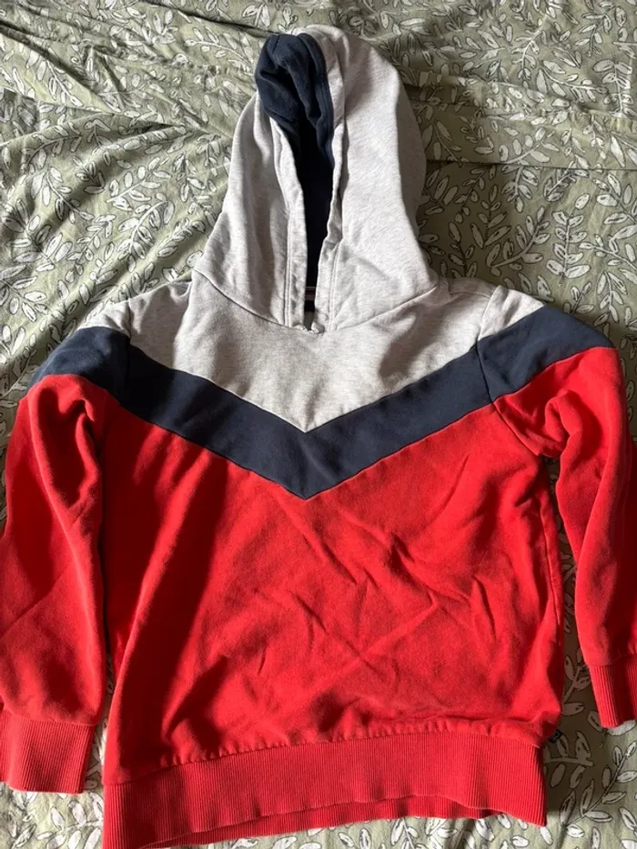 Pull rouge okaidi