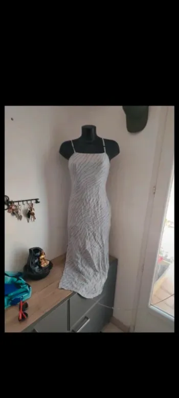 Robe longue taille 38 marque la city