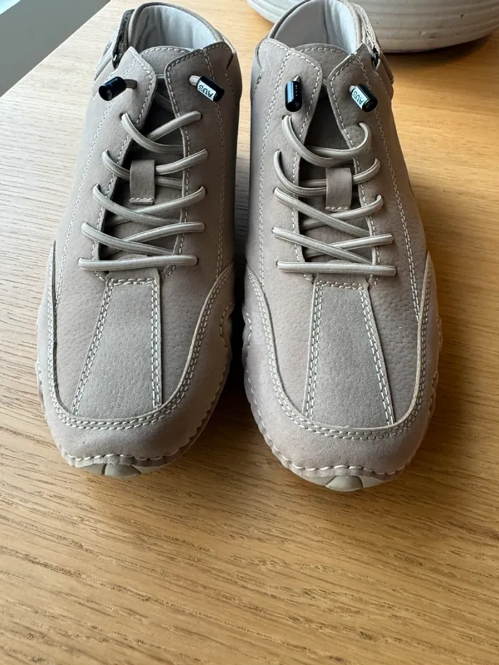 Baskets montantes beige taille 37 - photo numéro 3