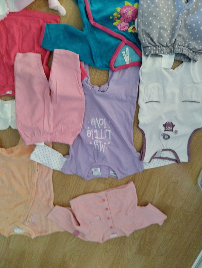 Lot articles fille 1 mois