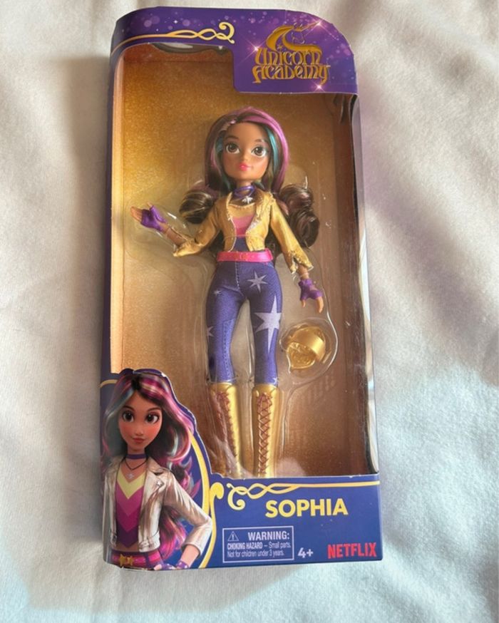 Poupée Sophia de l’école des licornes neuf