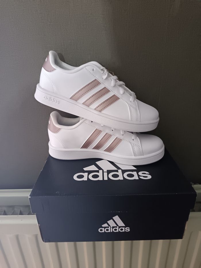 Basket adidas - photo numéro 2