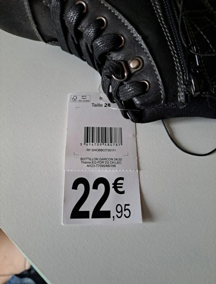 Chaussures montante garçon taille 28 - photo numéro 3