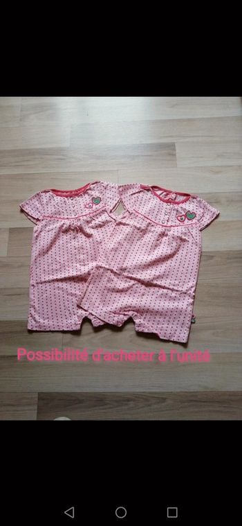 Lot 2 combinaisons 12 mois