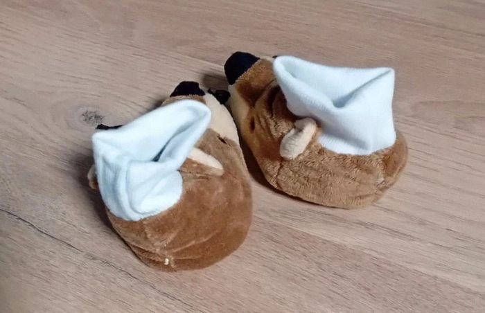 Chaussons bébé motif castor – 0/3 mois (env. pointure 16) - photo numéro 2