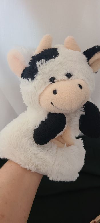 Vache JEUX DE MÔMES doudou marionnette noire et blanche